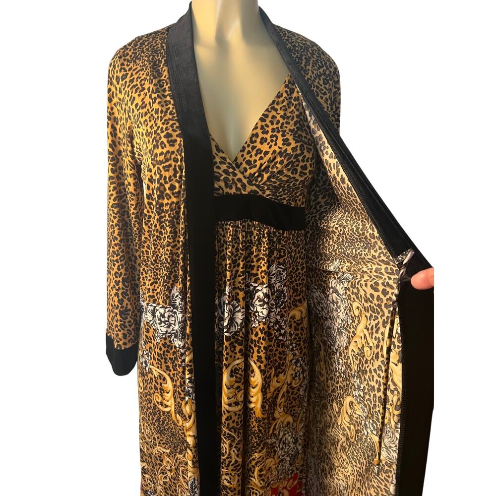 Soma Animal print Robe and Gown Size Small